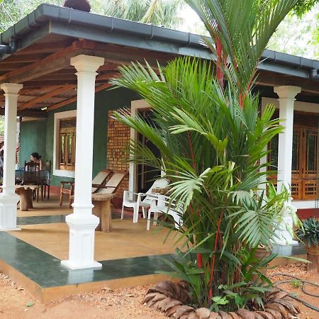 Thilina Homestay Sigiriya Exterior photo