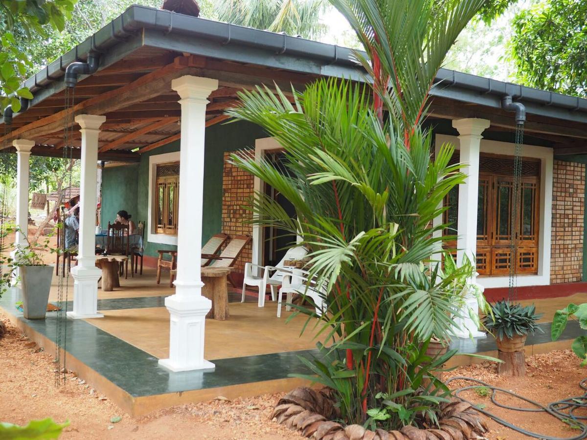 Thilina Homestay Sigiriya Exterior photo